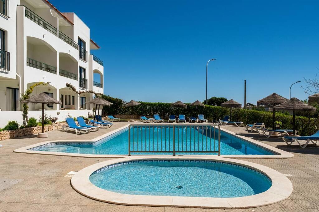 Albufeira-Sea View/Pool Casa Sara Linnea 1Bedroom Luaran gambar